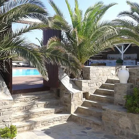 Maryo Village Hotel 4*