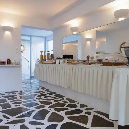 Maryo Village Hotel Naousa (Paros)