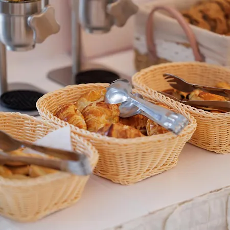 Maryo Village Hotel Naousa (Paros)