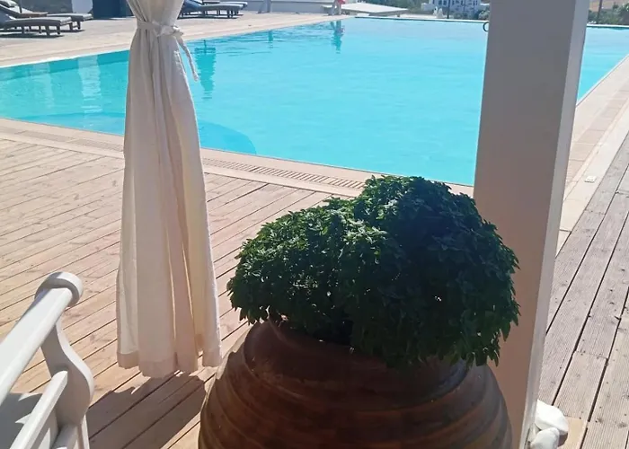 Otel Maryo Village 4*